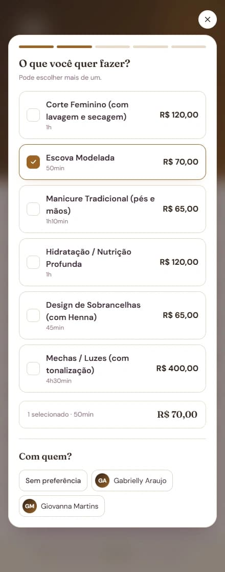 Agendamento online no mini-site: escolha de serviços, profissional, dia e horário